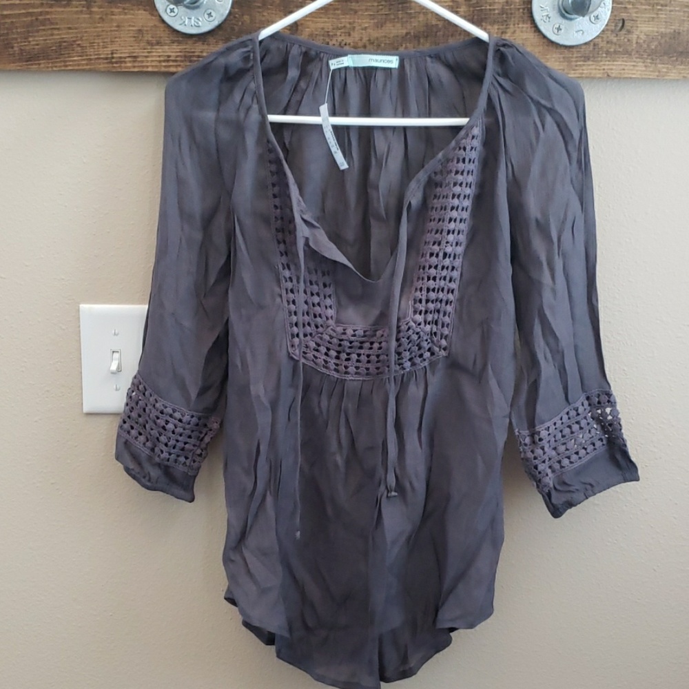 Maurice's size xs linen top